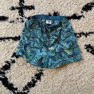 Patagonia kid's Baggies shorts, size 5T